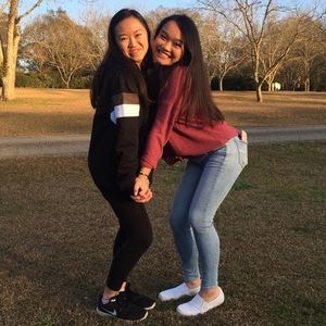 Meet your Posher, Selena